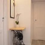 Into3city Old Town Apartman
